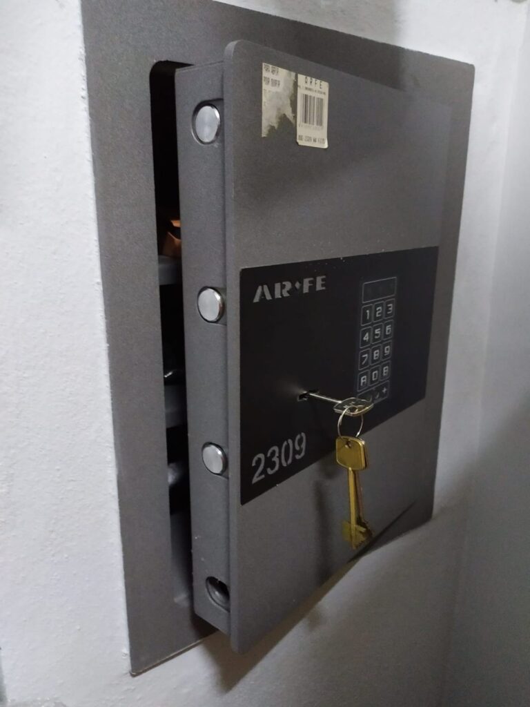 Apertura de cajas fuertes Anaz