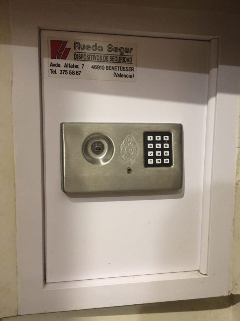 Apertura de cajas fuertes Santa Cruz de Bezana