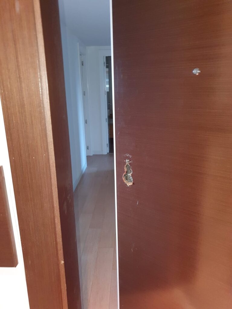 Apertura de puertas Anero