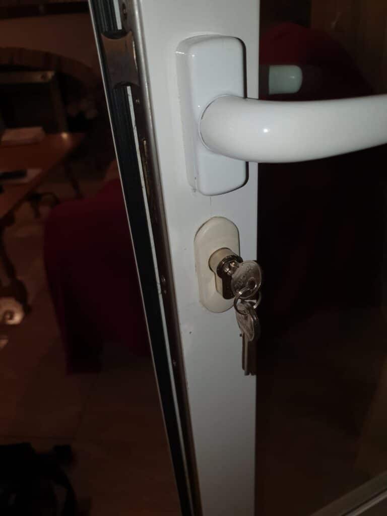 Apertura de puertas Bareyo