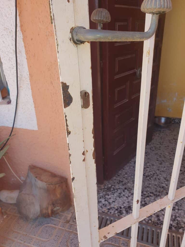Apertura de puertas Gibaja