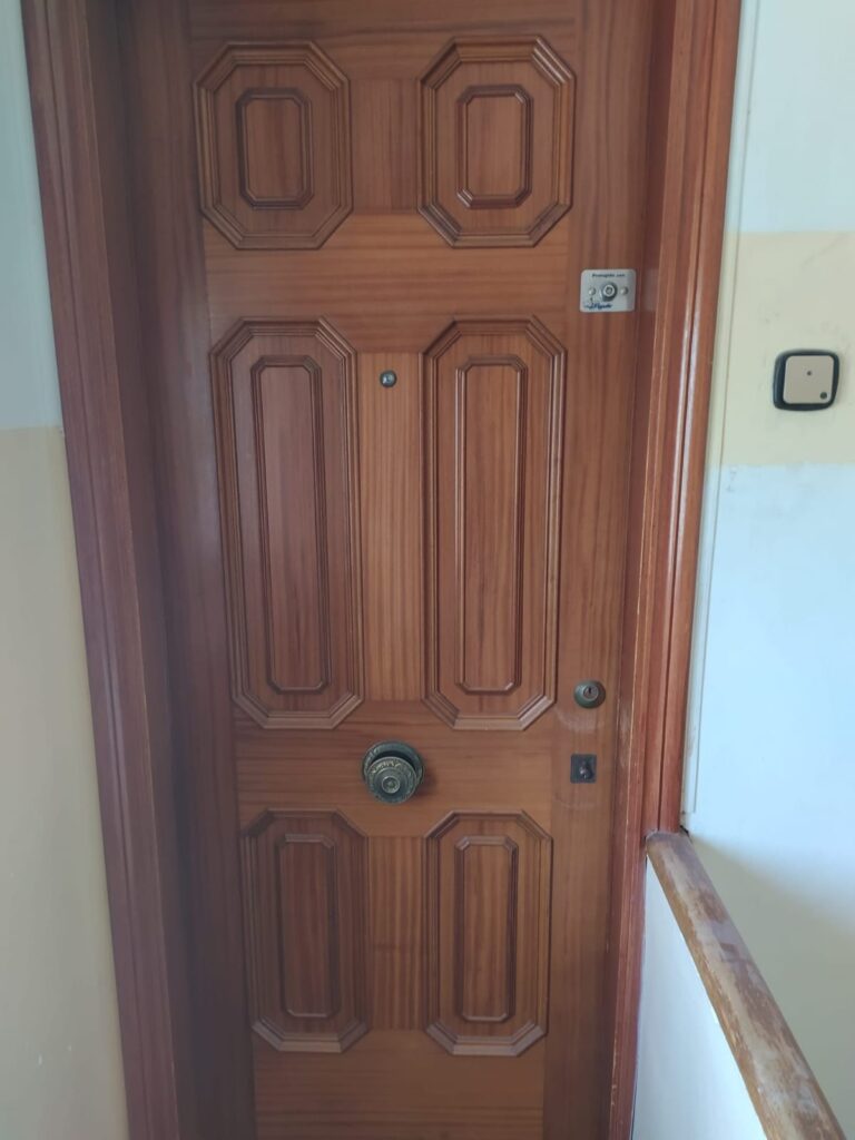 Apertura de puertas Lanestosa