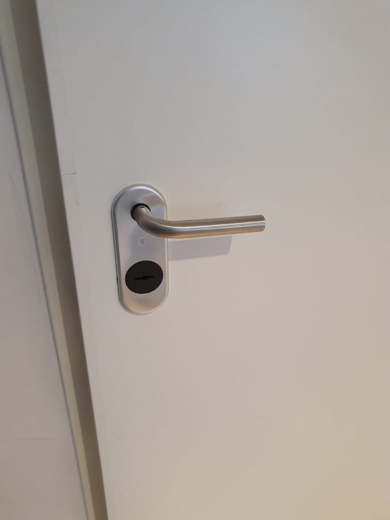 Apertura de puertas Liendo