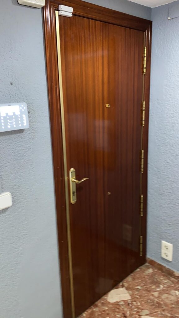 Apertura de puertas San Cristobal