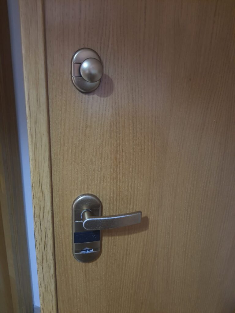 Apertura de puertas Sobarzo