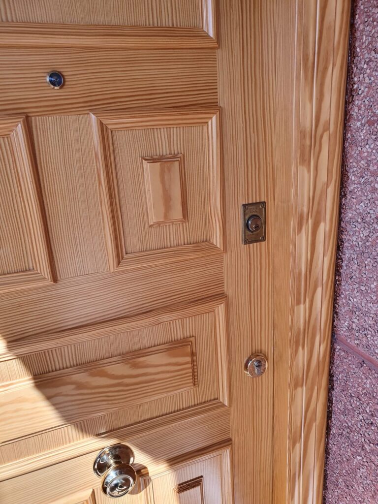 Apertura de puertas Torrelavega
