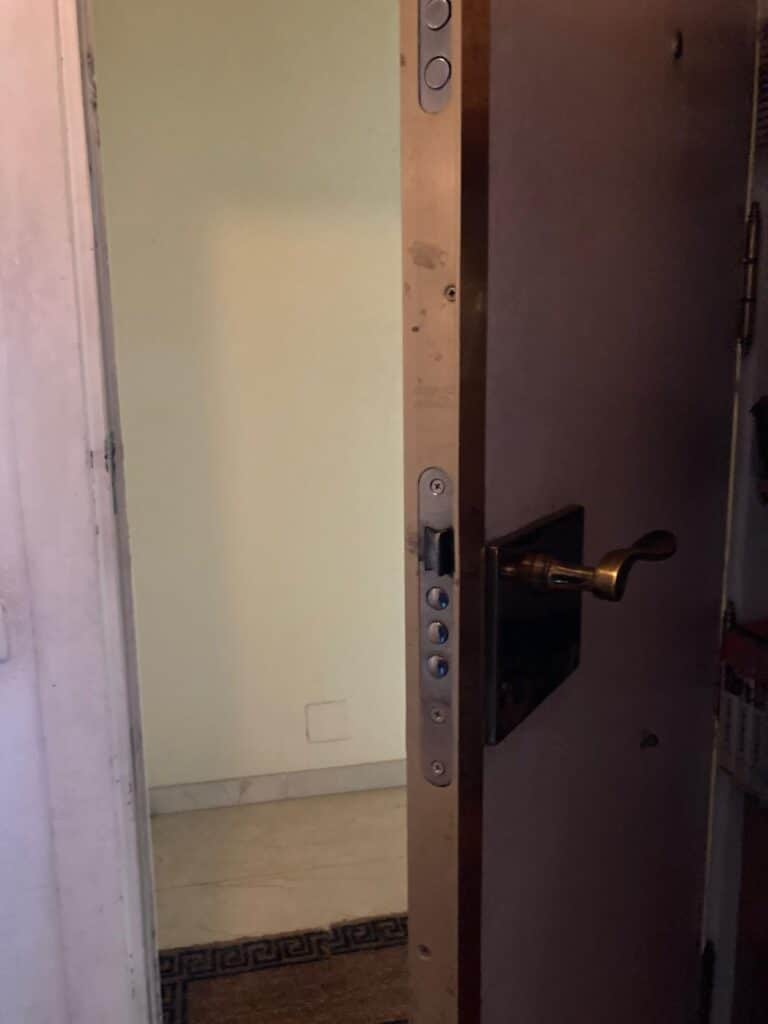 Apertura de puertas Vega de Pas