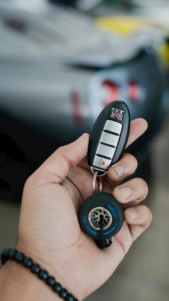 Apertura de vehiculos Saron