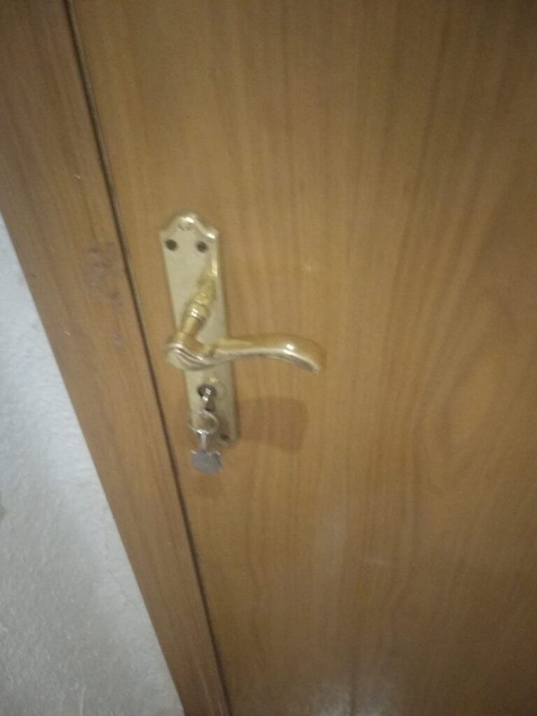 Cambio de cerraduras Bostronizo