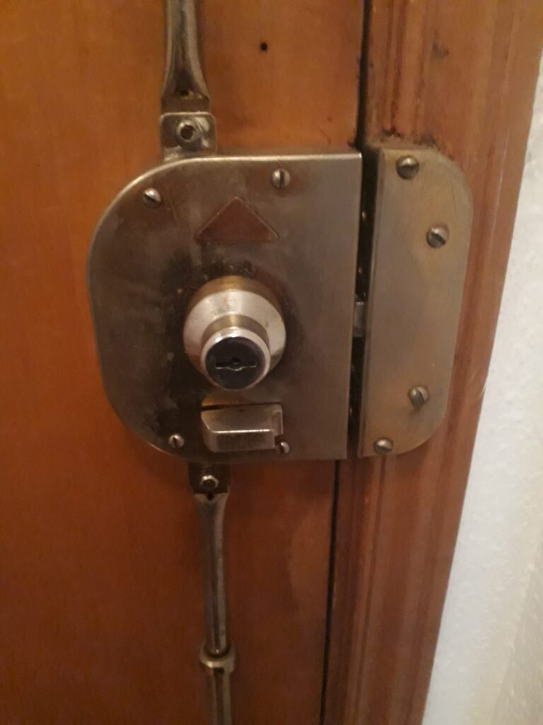 Cambio de cerraduras Valdecilla